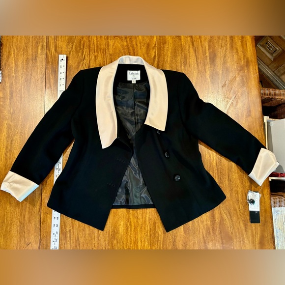 Early-2000’s “LE SUIT” jacket with satin asymmetrical collar! size 6! - Picture 5 of 8